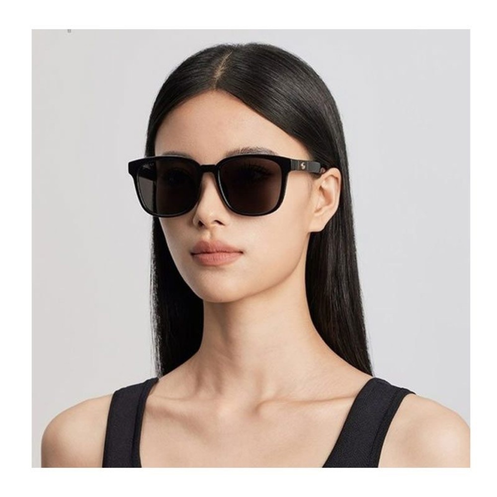 Gucci Classic Black Men's Sunglasses - Picture 2 of 16